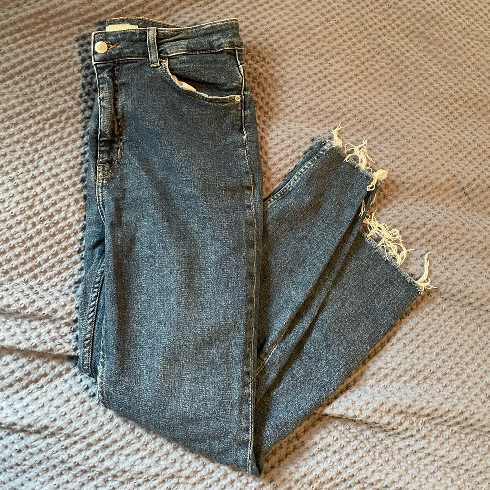 H&M women’s blue skinny jeans size 12